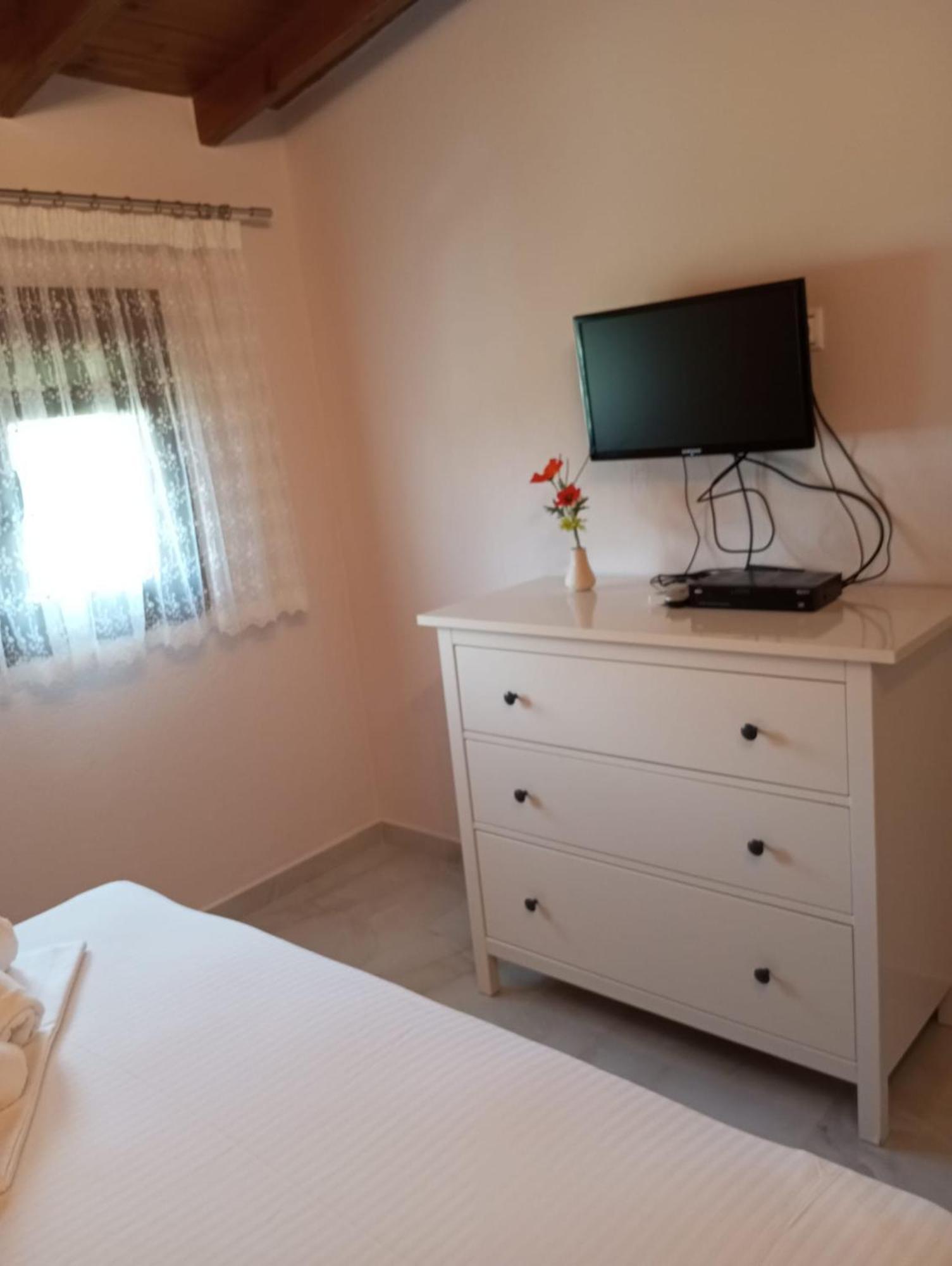 Lampos House Vourvourou Apartment Luaran gambar